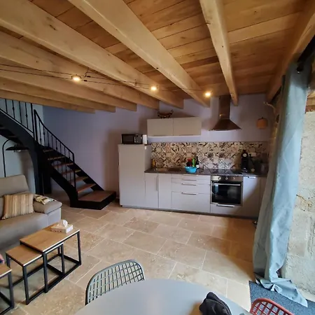 Holiday home Chez Emile La Suite, Maison 2 A La Campagne