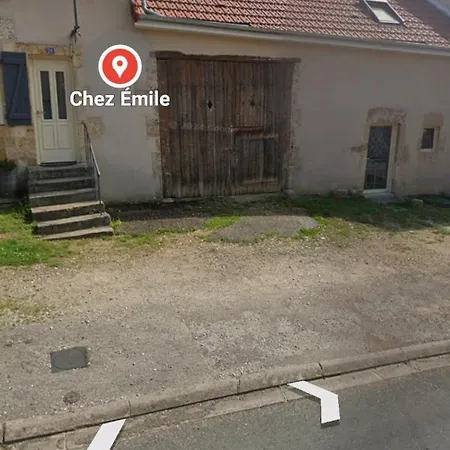 Chez émile La Suite, Maison 2 à La Campagne Casa de Férias